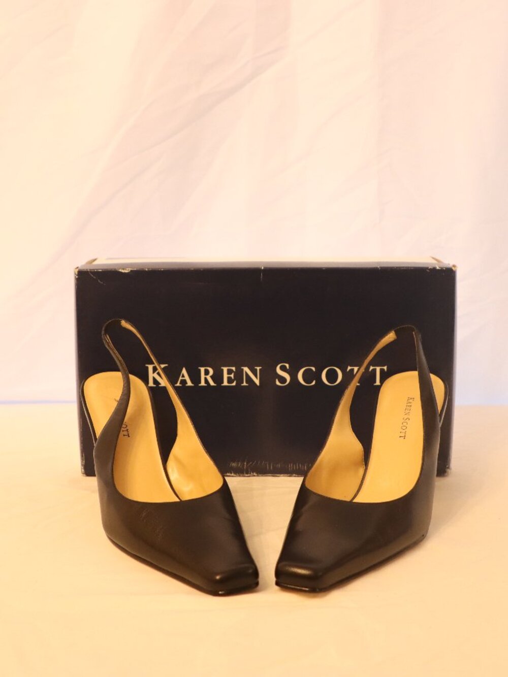 Karen Scott Size 9 Black Slingback Pumps - Picture 2 of 6